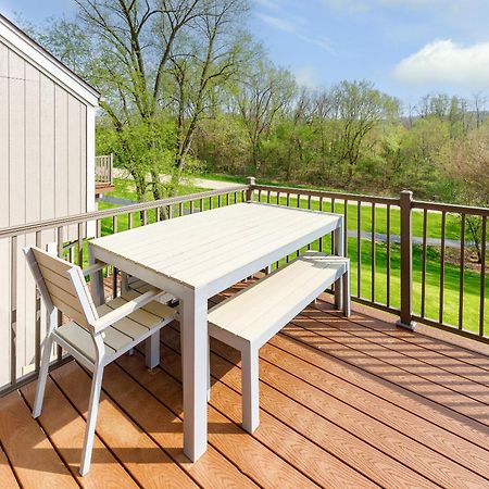 Quiet Home Minutes From Lake Galena & Eagle Ridge エクステリア 写真
