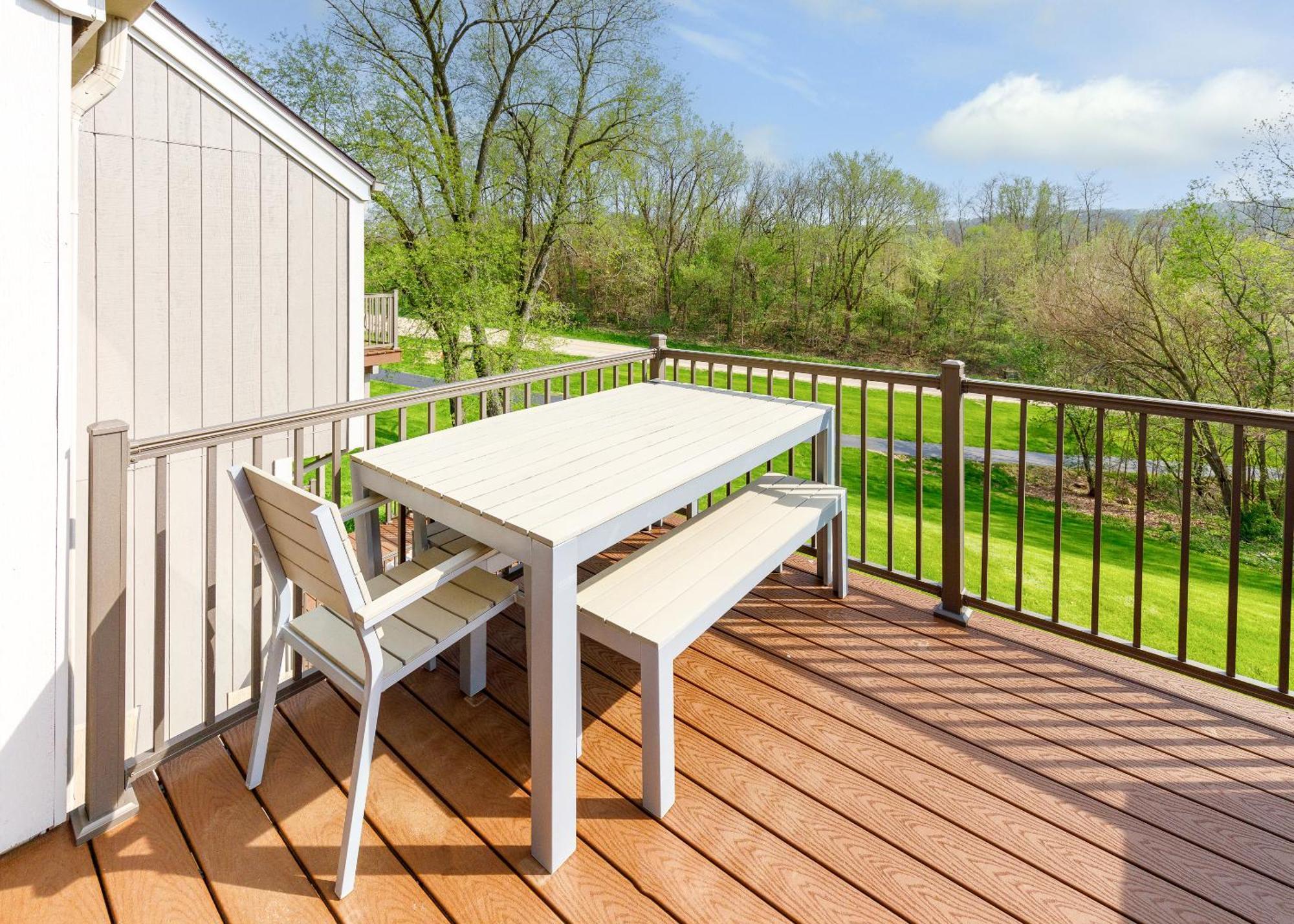 Quiet Home Minutes From Lake Galena & Eagle Ridge エクステリア 写真