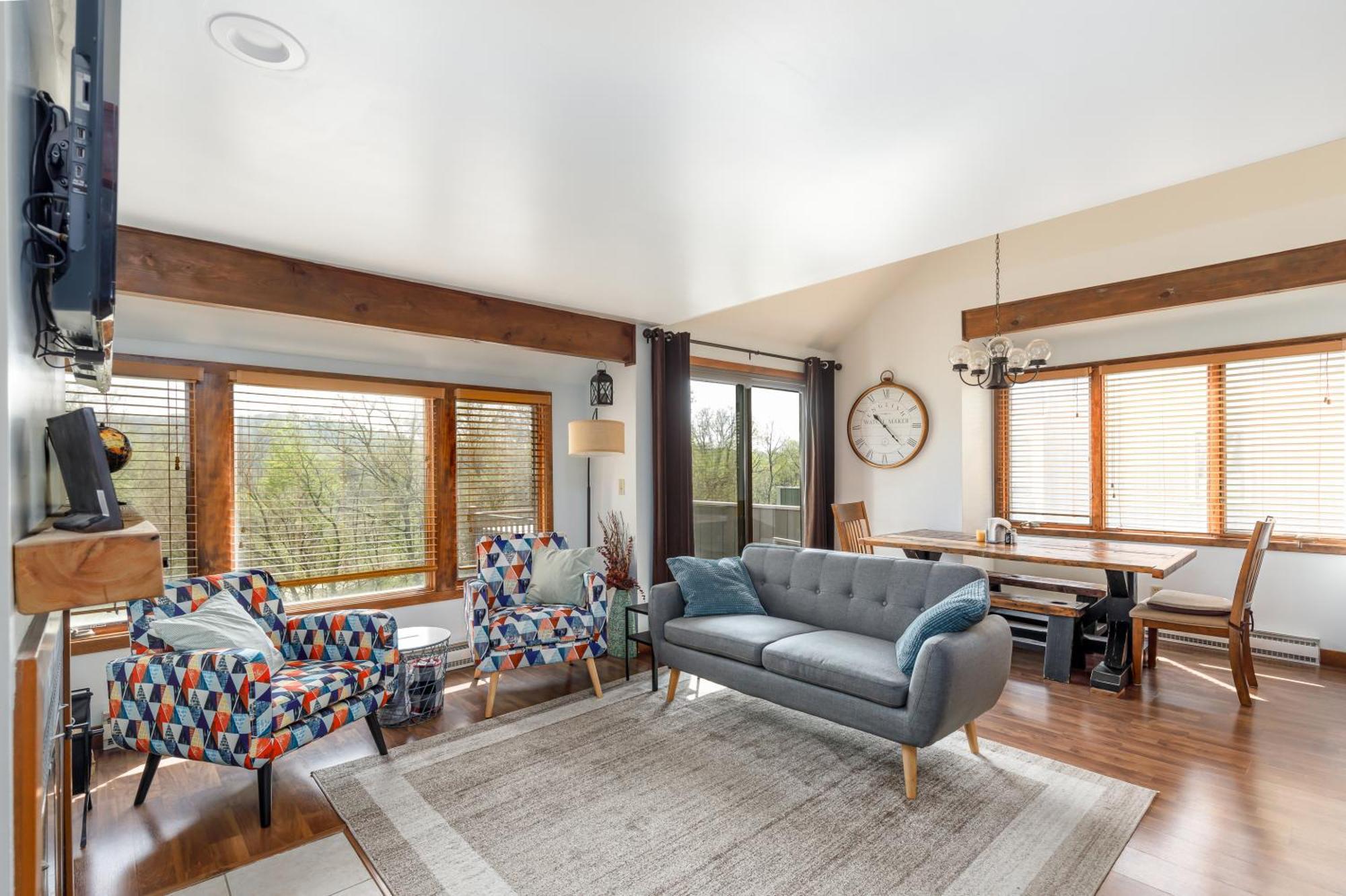 Quiet Home Minutes From Lake Galena & Eagle Ridge エクステリア 写真