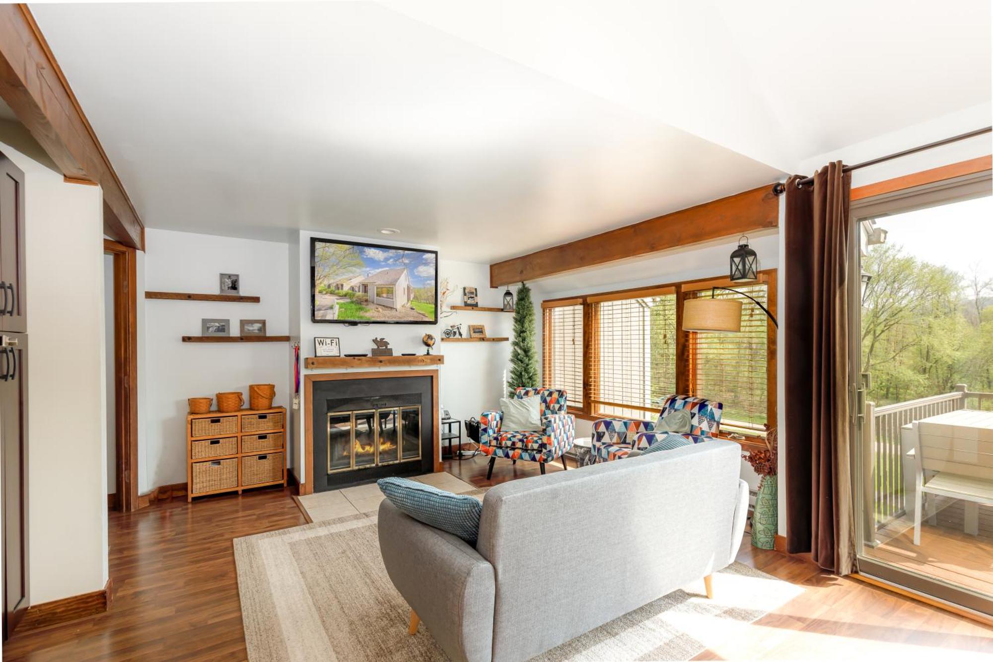 Quiet Home Minutes From Lake Galena & Eagle Ridge エクステリア 写真